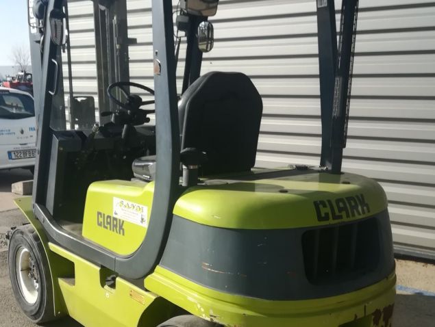 Clark CQ25D - Visuel #1